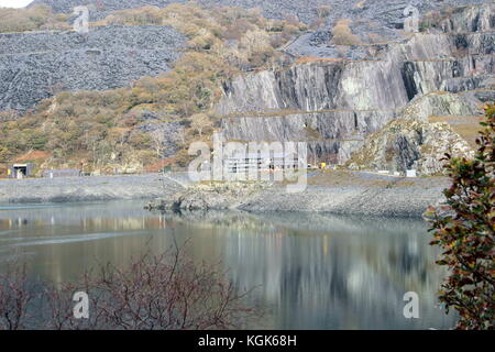 Llyn peris und ehemalige Dinorwig Schiefergrube Wales Llanberis Stockfoto