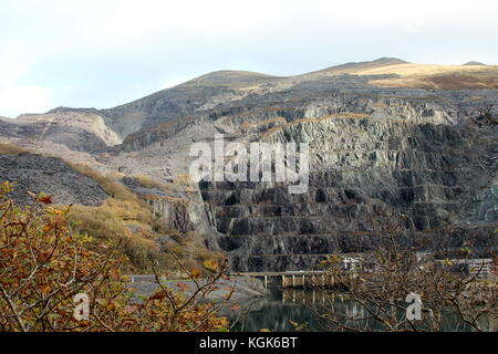 Llyn peris und ehemalige Dinorwig Schiefergrube Wales Llanberis Stockfoto