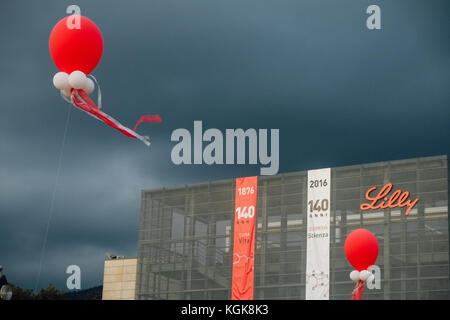 Eli Lilly company Hauptgebäude der italienischen Standort in Florenz, Italien. 140. Jahrestag Partei eröffnet für Arbeitnehmer, Familien. Stockfoto