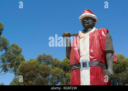 Kapunda, South Australia, Australien - Dezember 3, 2016: Historische Karte der Bergmann verkleidet als Weihnachtsmann bereit für die festliche Jahreszeit und greetin Stockfoto