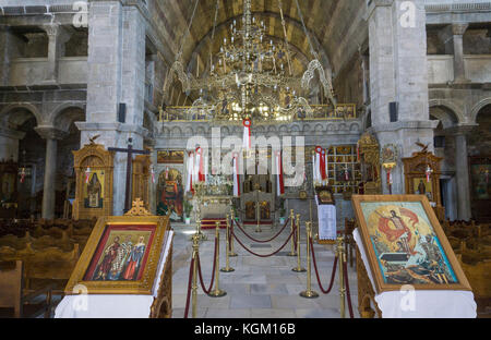 Icones im Inneren der Kirche Panagia Ekatontapyliani, Parikia, Paros, Kykladen, Ägäis, Griechenland Stockfoto