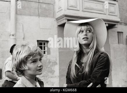 Augenzeugen (1970), Mark Lester, Susan George Datum: 1970 Stockfoto