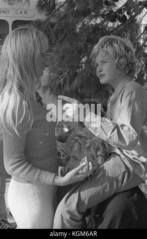 Augenzeugen (1970), Mark Lester, Susan George Datum: 1970 Stockfoto