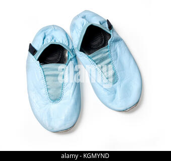 Turnschuhe Baby auf Weiß mit Freistellungspfad isoliert Stockfoto