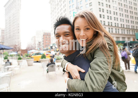 Freundliche Paar in new york city street Stockfoto