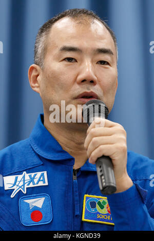 Der japanische Astronaut Soichi Noguchi spricht während einer Pressekonferenz im Büro der Japan Aerospace Exploration Agency (JAXA) in Tokio am 9. November 2017 in Japan. JAXA gab bekannt, dass er ab Ende 2019 an einer sechsmonatigen Mission an Bord der Internationalen Raumstation (ISS) teilnehmen wird, deren Training am 20. November beginnt. Quelle: Rodrigo Reyes Marin/AFLO/Alamy Live News Stockfoto