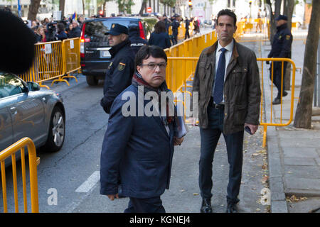 Madrid, Spanien. November 2017. Joan Josep Nuet trifft am Donnerstag, den 9. November 2017, am Obersten Gerichtshof Spaniens in Madrid ein. Quelle: Gtres Información más Comuniación online, S.L./Alamy Live News Stockfoto