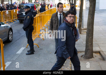 Madrid, Spanien. November 2017. Joan Josep Nuet trifft am Donnerstag, den 9. November 2017, am Obersten Gerichtshof Spaniens in Madrid ein. Quelle: Gtres Información más Comuniación online, S.L./Alamy Live News Stockfoto