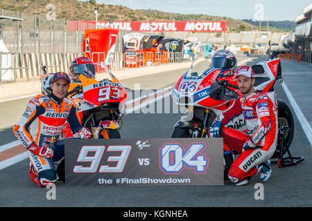 Valencia, Spanien. 09 Nov, 2017 Marc Marquez und Andrea Dovizioso Pose vor dem letzten Rennen der Meisterschaft von motogp, im Gran Premio motul de la Comunitat Valenciana, Stromkreis der Ricardo Tormo, Valencia, Spanien. Donnerstag, 9. November 2017. Credit: gtres información más comuniación auf Linie, s l/alamy leben Nachrichten Stockfoto