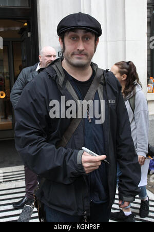 London, Großbritannien. November 2017. Ross Noble Comedian in den BBC Radio Two Studios in London Credit: Stockfoto