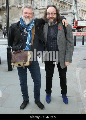 London, Großbritannien. 10 Nov, 2017. David Myers und Simon ich 'König zusammen als die Haarigen Radfahrern bei der bbc Studios in London credit gesehen bekannt: Wfpa/alamy leben Nachrichten Stockfoto