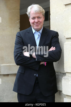 Charles Spencer, 9. Earl Spencer, nimmt an Tag 3 des Cheltenham Literature Festival Teil. Mit: Charles Spencer, 9. Earl Spencer Wo: Cheltenham, Großbritannien Wann: 08 Okt 2017 Credit: WENN Stockfoto