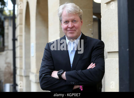 Charles Spencer, 9. Earl Spencer, nimmt an Tag 3 des Cheltenham Literature Festival Teil. Mit: Charles Spencer, 9. Earl Spencer Wo: Cheltenham, Großbritannien Wann: 08 Okt 2017 Credit: WENN Stockfoto