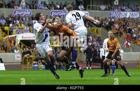 Fußballer John Terry, Steffen Iversen und Robert Huth Wolverhampton Wanderers v Chelsea 20. September 2003 Stockfoto