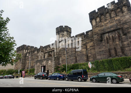 Der Haupteingang zum Östliches Staatszuchthaus Historic Site auf Fairmount Ave, Philadelphia, Pennsylvania, United States. Stockfoto