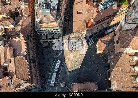 Stadt Bologna auf vom Asinelli Turm, Bologna Stadt leben. Italien Stockfoto