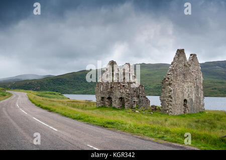 Ruinen von Calda Haus am Loch Assynt in Sutherland, Schottland, auf der Route der Nordküste 500 Scenic Drive Stockfoto