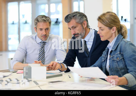 Team von Architekten am Bau Projekt Stockfoto