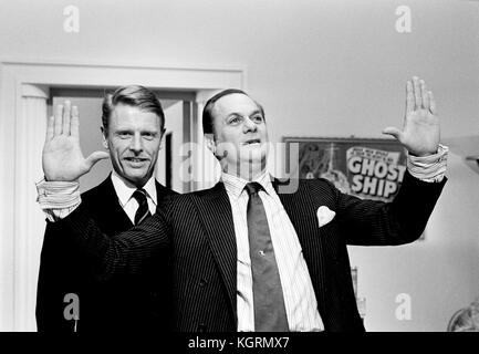 Der Spiegel knacken würde (1980), Tony Curtis, Edward Fox Datum: 1980 Stockfoto