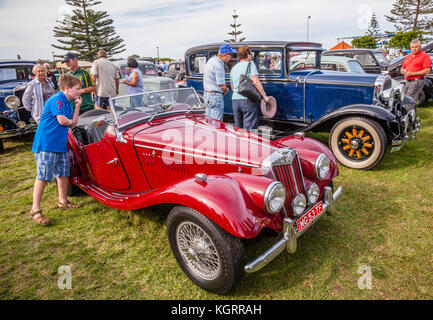 Vintage MG Sportwagen aus der T-Serie am Tag des Denkmals, Central Coast historischen Auto Club, Memorial Park, der Eingang, Central Coast, New South Wales, Stockfoto