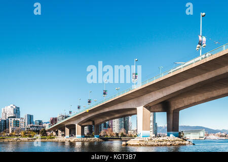 Foto von cambie Brücke in der Nähe der Innenstadt von Vancouver, BC, Kanada Stockfoto