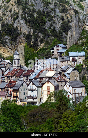 Alpes-Maritimes (06), Parc National du Mercantour. Vallée du Haut-Var. Le Village de Péone // Frankreich Alpes-Maritimes (06), Nationalpark Mercantour, V Stockfoto