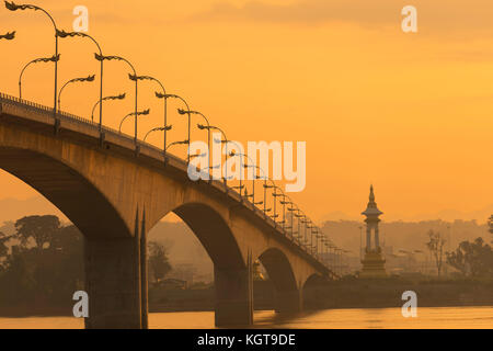 3. THAILAND & Laos Friendship Bridge Stockfoto