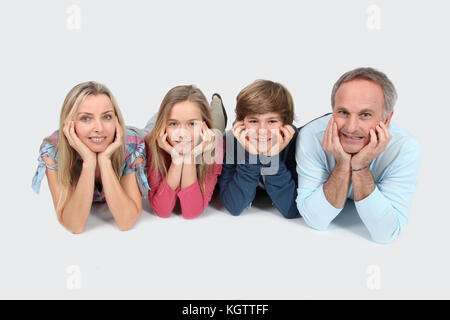 Happy Family zur Festlegung der Boden Stockfoto