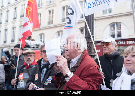 Paris: Versammlung - Kaufkraft der Rentner Stockfoto