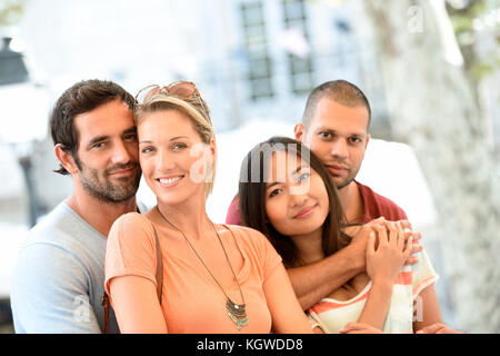 Paare im mittleren Alter auf Urlaub genießen, zusammen zu sein, Stockfoto