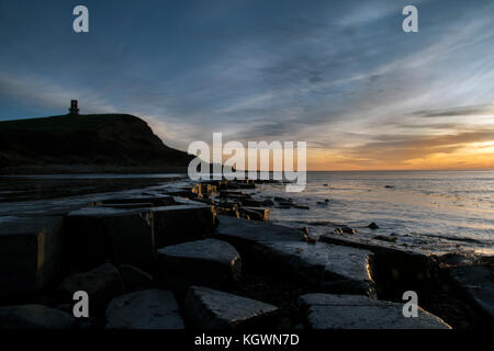 Winter Sonnenuntergang bei Kimmeridge Bucht an der Jurassic Coast, Dorset Stockfoto