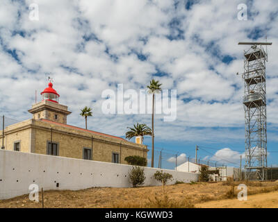 Leuchtturm Ponta da piedade im Nationalpark Klippen in Lagos, Portugal Stockfoto