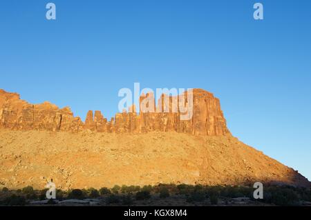 hHll namens Jack Bridger in Indian Creek in der Nähe von Canyonlands, Utah, USA. Stockfoto