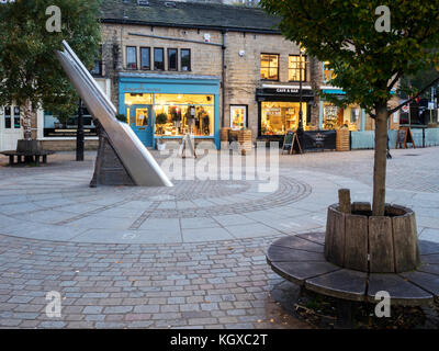 St Georges Square in der Dämmerung Hebden Bridge West Yorkshire England Stockfoto