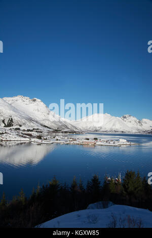 Die Kirche in der Nähe von sildpollnes laupstad an der Lofoten, Norwegen. Stockfoto