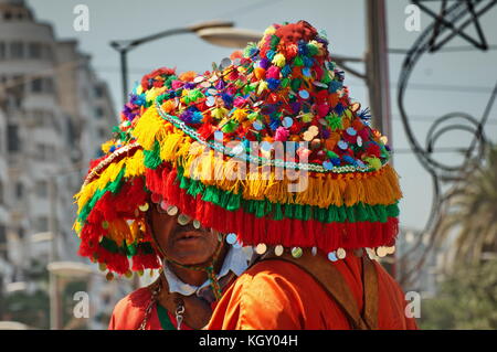 Traditionelle wasser Verkäufer Verkäufer auf den Straßen von Marrakesch, Marokko cassablanca Fes Stockfoto