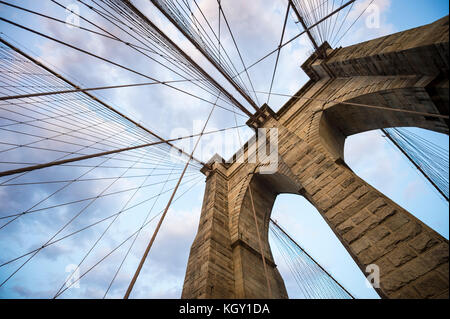 Brooklyn Bridge New York City close up architektonisches Detail Stockfoto