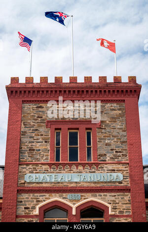 Barossa Valley, Australien - Januar 16, 2016: Chateau Tanunda Jahrgang Weingut auf einem hellen Tag. Es wurde 1890 gegründet und eingetragen in das Register Stockfoto