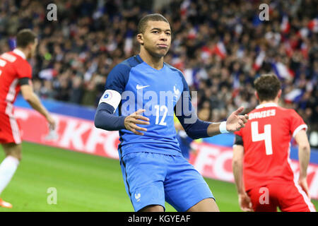 Paris, Frankreich. 10 Nov, 2017. Kylian Mbappe während der freundlich Fußballspiel zwischen Frankreich und Wales bei Stade de France. Credit: SOPA/ZUMA Draht/Alamy leben Nachrichten Stockfoto