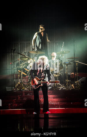 Bologna, Italien. 10 Nov, 2017. Queen und Adam Lambert an Unipol Arena credit live durchführen: Roberto finizio / alamy leben Nachrichten Stockfoto