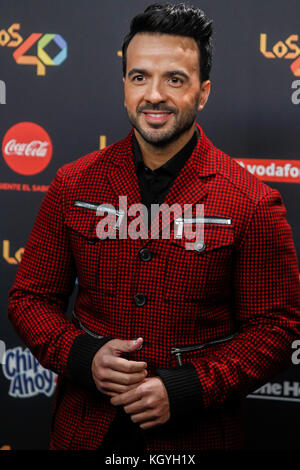 Madrid, Spanien. Nov. 2017. Luis Fosi im Presseraum 40 Music Awards im WiZink Center am 10. November 2017 in Madrid, Spanien. Credit: Jimmy Olsen/Media Punch ***No Spain***/Alamy Live News Stockfoto