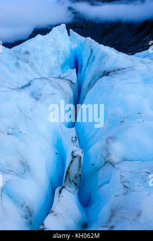 Riesige ice Risse in den Fox Glacier, South Island, Neuseeland Stockfoto