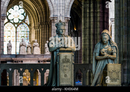 Frankreich. Seine-Saint-Denis. Basilika von Saint-Denis. Nekropole der Könige von Frankreich. Beerdigung Denkmal von Ludwig XVI. und Marie Antoinette Stockfoto