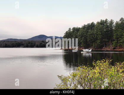 Mit dem Wasserflugzeug vom Langen See, New York Stockfoto