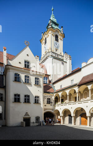 Bratislava, Slowakei. 04. August 2015. Die plain Jesuitenkirche auf dem Hauptplatz in Bratislava, Slowakei. Stockfoto