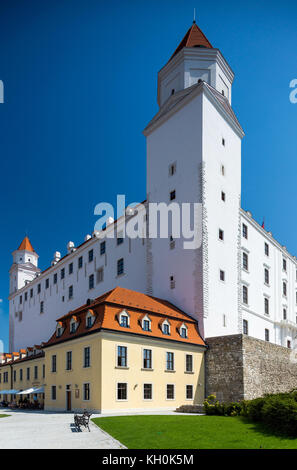 Bratislava, Slowakei. 04. August 2015. monumentalen Burg Bratislava. berühmtesten Gebäude in Bratislava. Stockfoto