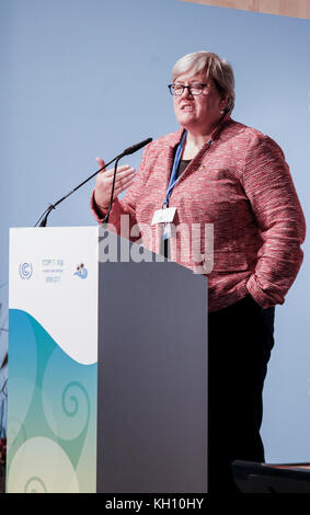 Bonn, Deutschland. 12 Nov, 2017. Rachel Kyte auf der COP 23 Fidschi Konferenz in Bonn am 12. November 2017. COP 23 ist durch die UN-Rahmenkonvention zum Klimawandel. Fidschi hält Ratsvorsitz über die Konferenz in Bonn. Credit: Dominika Zarzycka/Alamy leben Nachrichten Stockfoto