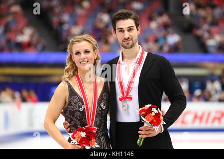 Osaka Municipal Central Gymnasium, Osaka, Japan. November 2017. Madison Hubbell & Zachary Donohue (USA), 12. NOVEMBER 2017 - Eiskunstlauf : ISU Grand Prix of Eiskunstlauf 2017 NHK Trophy, Ice Dance Award im Osaka Municipal Central Gymnasium, Osaka, Japan. Quelle: Naoki Nishimura/AFLO/Alamy Live News Stockfoto