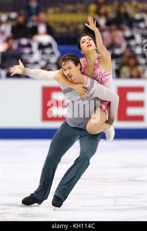 Osaka Municipal Central Gymnasium, Osaka, Japan. November 2017. Kana Muramoto & Chris Reed (JPN), 12. NOVEMBER 2017 - Eiskunstlauf : ISU Grand Prix der Eiskunstlauf 2017 NHK Trophy, Eistanz Freitanz im Osaka Municipal Central Gymnasium, Osaka, Japan. Quelle: Naoki Nishimura/AFLO/Alamy Live News Stockfoto