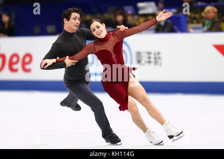 Osaka Municipal Central Gymnasium, Osaka, Japan. November 2017. Tessa Virtue & Scott Moir (CAN), 12. NOVEMBER 2017 - Eiskunstlauf : ISU Grand Prix der Eiskunstlauf 2017 NHK Trophy, Eistanz Freitanz im Osaka Municipal Central Gymnasium, Osaka, Japan. Quelle: Naoki Nishimura/AFLO/Alamy Live News Stockfoto